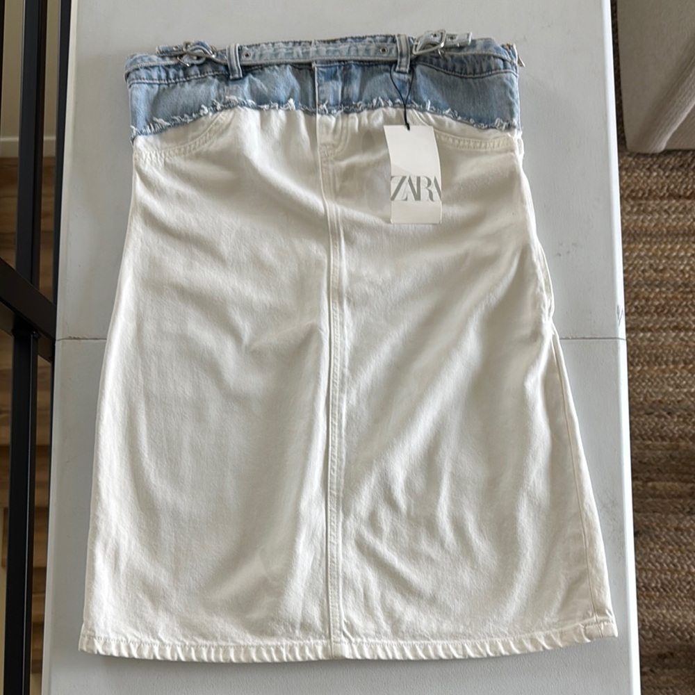 Zara Blue and White Pencil Skirt Casual Resort Wear